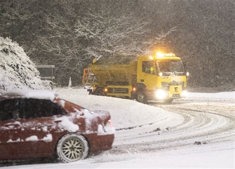 Heavy Snow Hits Britain As Beast From The East Sets In With Cold