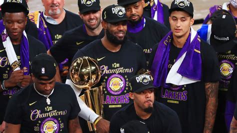 Our championship season was unforgettable. Lakers lift Larry O'Brien trophy | NBA News | Sky Sports