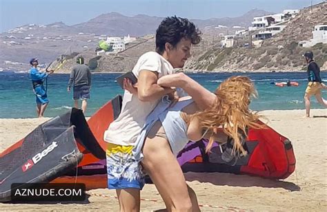 Lindsay Lohan Nude With Her Boyfriend Egor Tarabasov On The Beach In