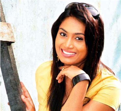 Sri Lankan Taste Fashion Magazine Film And Tele Drama Actress Gangu