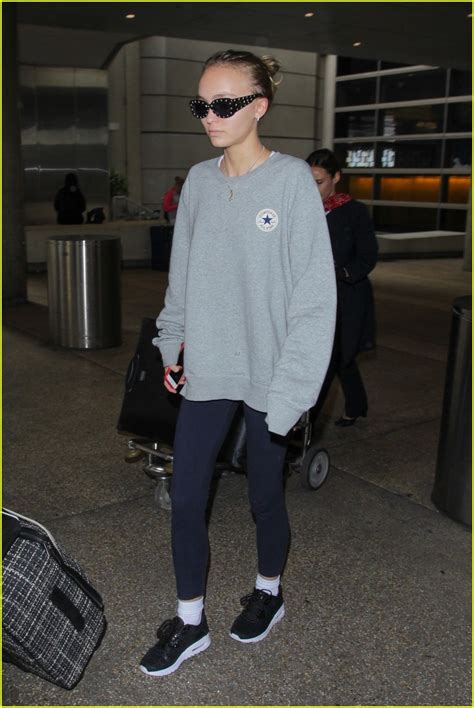 Lily Rose Depp Arrives Back In LA After Short Trip To Paris Photo