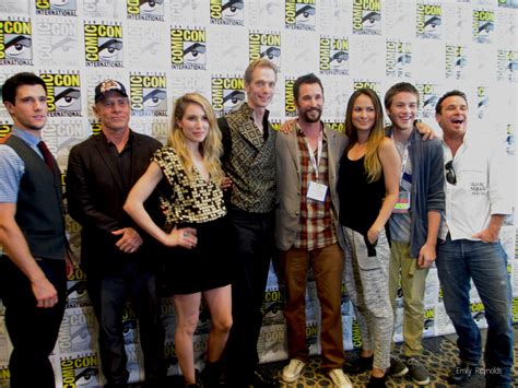 Interview Falling Skies Stars Noah Wyle And Will Patton On Season 3 And Beyond The Nerd