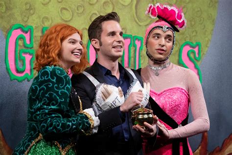 Harvards Hasty Pudding Theatricals Adds Women To Cast For First Time Ever