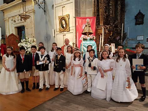 Celebración De La Primera Comunión Parroquia De San Isidoro El Real