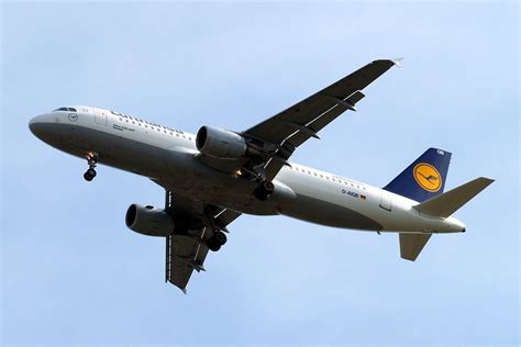 D Aiqb Airbus A320 211 0200 Lufthansa Homeg 1406201 Flickr