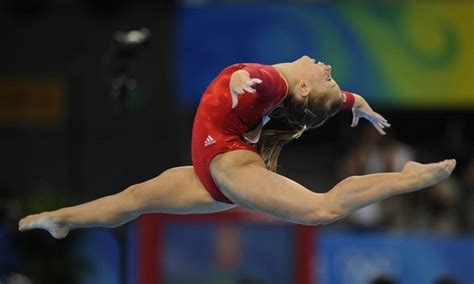 Shawn Johnson Shows Her Olympic Mettle Is Coming To The Q C Local