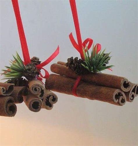 Chic Cinnamon Sticks Hanged With Pinecone And Ribbon Christmas