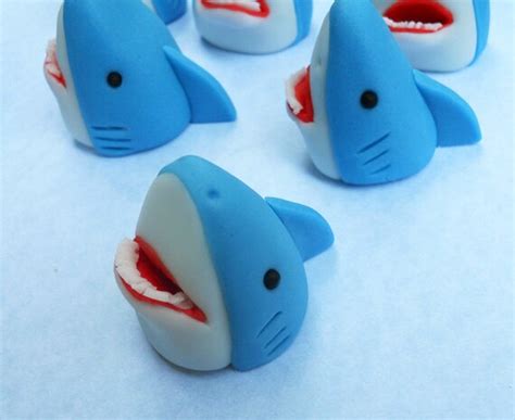 3d Sharks Edible Cupcake Toppers