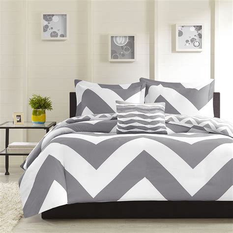 Modern Reversible Grey Chevron Stripe Comforter Set And Pillow Full Queen