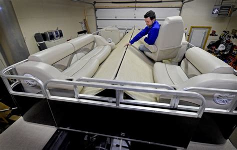 Oakdale Inventors Pontoon Boat Unfolds To Seat 16 With A Press Of A