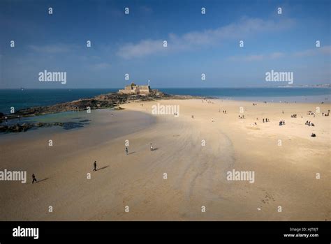 The Beach At Saint Malo Stock Photo Alamy