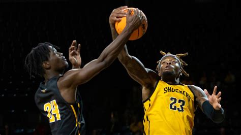 Wichita State Basketball Debuts In Shocker Madness Scrimmage Wichita Eagle