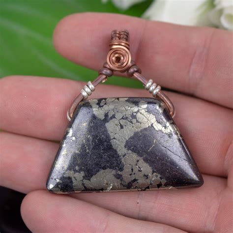 5 out of 5 stars. Healers Gold Wrap - The Crystal Council