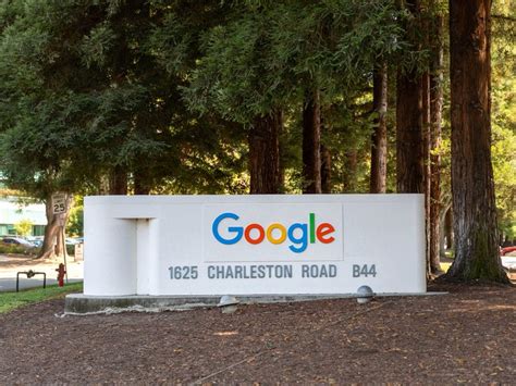 Sie entstand im oktober 2015 . Alphabet gagne toujours beaucoup d'argent, mais en dépense plus - CNET ...