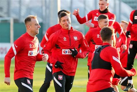 Pierwszy mecz polaków na euro 2020 przyniósł kibicom ogromne rozczarowanie. Kiedy i z kim następny mecz reprezentacji Polski 2021 ...