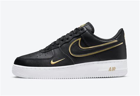 Another Double Swoosh Nike Air Force 1 Low Appears In Black Sneakers