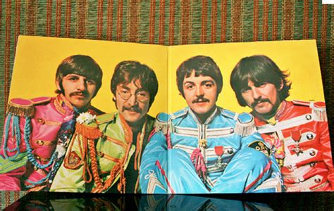 Sgt Pepper Fashion