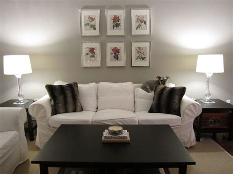 This is a particularly useful painting technique for painting furniture pieces such as end tables and accent tables. Benjamin Moore Silver Fox | Fun living room, Living room paint, Home