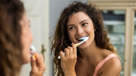 How To Brush Teeth After Wisdom Tooth Surgery By Dental Works On
