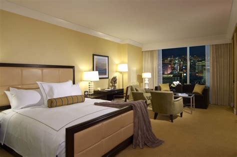 Trump International Hotel Las Vegas Cheap Vacations Packages Red Tag Vacations