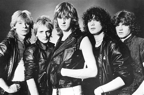 def leppard on rock hall induction it s a good club to be in