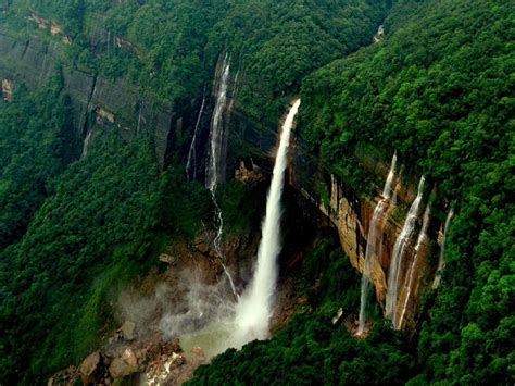 20 Gorgeous Waterfalls In India