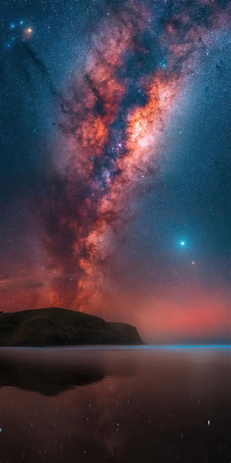 1080x2160 Milky Way Rises At A Remote Bay Near Christchurch 4k One Plus