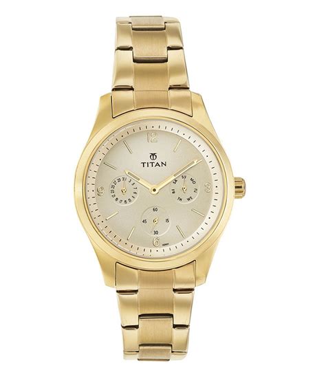 The word titan has become synonymous with watches. TITAN Ladies Gold Plated Watch (9962Ym01) Price in India ...