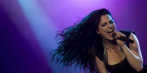 Evanescence Singer Amy Lee Pregnant With First Child Huffington Post