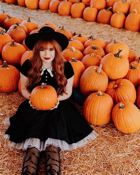 Danielle Victoria On Instagram “happy Halloween Witches 🎃🌙 👻🕷