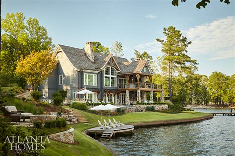 Some say that all houses have memories. By Lake or by Sea: Your Dream House | The Inspired Room