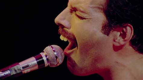 Queen Bohemian Rhapsody Freddie Mercury Montreal1981 Youtube