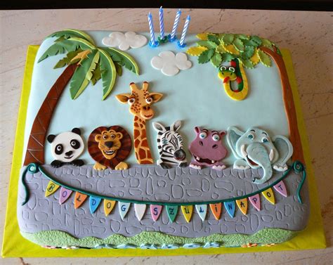 Safari Cake Fondant Covered Cake With Painted Fondant Cut Out Figures
