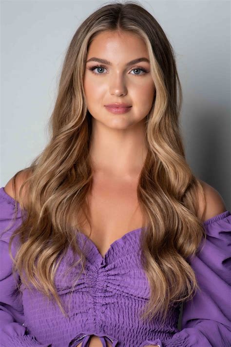 Barefoot Model & Talent Agency | Arabella Landrum