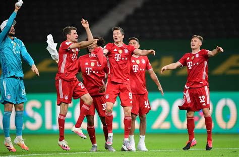 Dfb Pokal Fc Bayern Holt Das Double Leverkusen Wieder Mal Zweiter