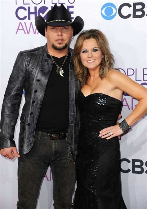 country star jason aldean files for divorce