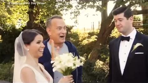 Tom Hanks Photobombs Wedding Photo Shoot In Central Park National