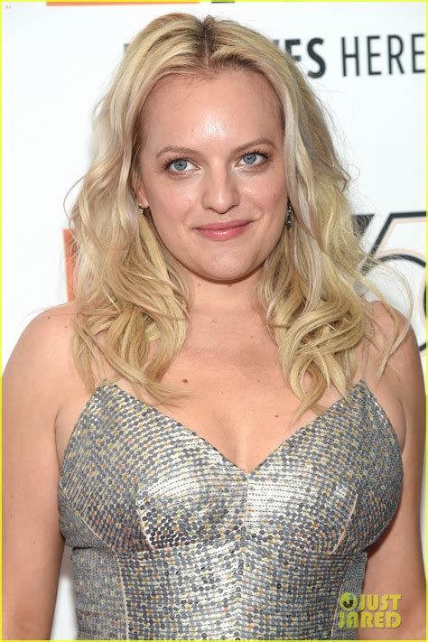 Photo Elisabeth Moss Shines At Her Smell Premiere At New York Film