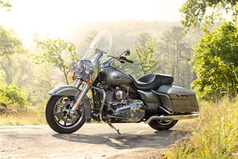 Harley Davidson Road King 2015 2016 Specs Performance And Photos