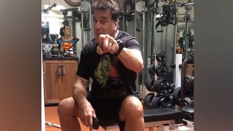 Heres Why Lou Ferrigno Wants You To Get Off Your Damn Phone At The Gym
