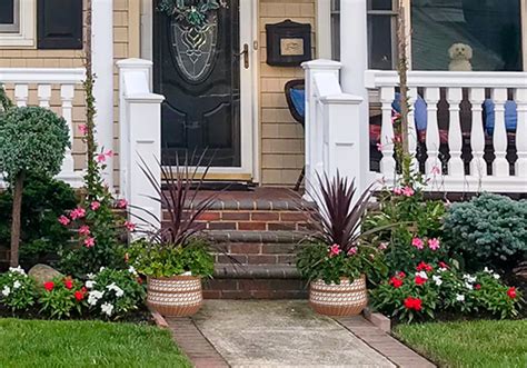 Best Front Porch Planter Ideas