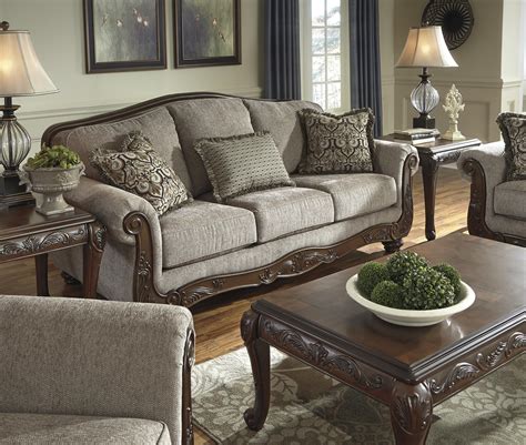 Signature Design By Ashley Cecilyn 5760338 Traditional Sofa With