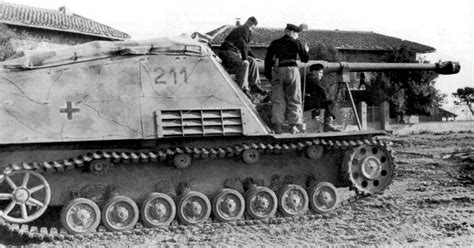 Немецкая противотанковая САУ Nashorn военное фото