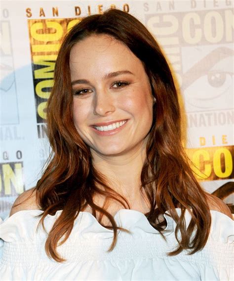 brie larson s glowing and motivating instagram fresh face hairstyle brie larson