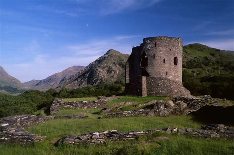 Welsh Castles Delve Into Europe Welsh Castles Castles In Wales