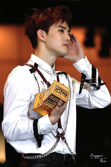 Suho During Exos Acceptance Speech For Album Of The Year At Mama 2016