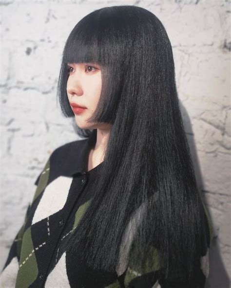 11 Ways To Wear The Edgy Japanese Hime Cut And Where You Can Get It