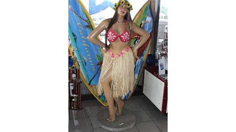 Life Size Hula Girl Statue 69 Inches Tall K82 Anaheim 2015