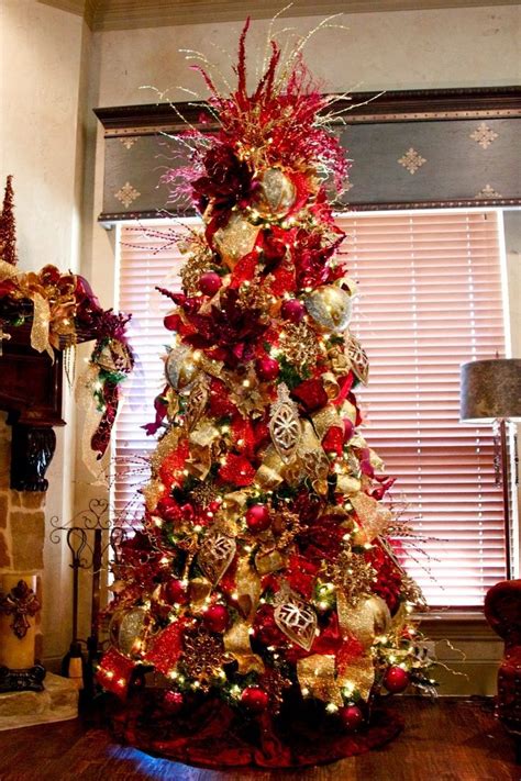 Maybe you would like to learn more about one of these? 30 Stunning Red Christmas Decorations Ideas - Decoration Love