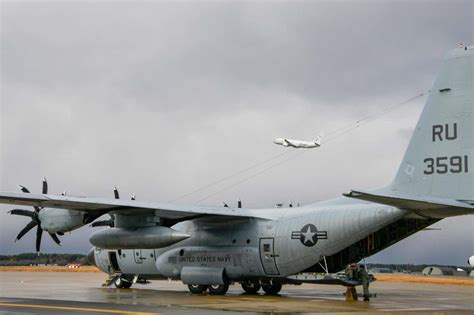 Navy Us Navys Wants To Go Back To Flying The C 130 Hercules As Its